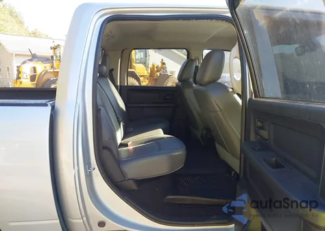 2014 Ram 1500 Tradesman z USA, uszkodzony, nr VIN 1C6RR7KG1ES189129